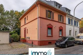 Haus kaufen in 41238 Mönchengladbach, Mönchengladbach - Ein Zuhause mit Potenzial auf 458?m² Grund - Zweifamilienhaus für flexible Nutzungsmöglichkeiten