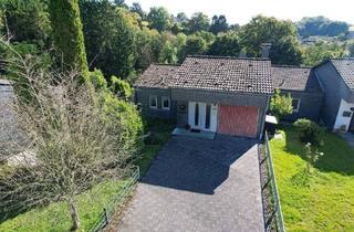 Einfamilienhaus kaufen in 51381 Leverkusen, Leverkusen / Lützenkirchen - Gepflegtes Einfamilienhaus mit Garage und traumhaftem Grundstück in Leverkusen- Lützenkirchen