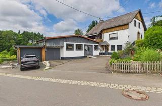 Einfamilienhaus kaufen in 54687 Arzfeld, Arzfeld - Gemütliches Einfamilienhaus mit großer Werkstatt und schönem Garten.
