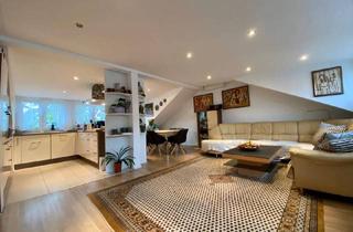 Wohnung kaufen in 70565 Stuttgart, Stuttgart - Exklusives Wohnen unterm Dach - DG-Wohnung mit Balkon, EBK & 3 Parkplätzen