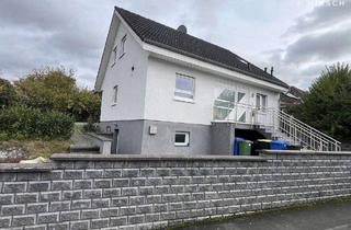 Doppelhaushälfte kaufen in 35440 Linden, Linden - Fast neues EFH mit ELW + kleiner Sauna in Linden