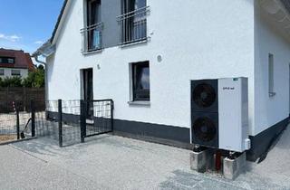 Wohnung kaufen in 91220 Schnaittach, Schnaittach - 2 x ETW in unserem 2-FH Schnaittach Erstbezug 1123 Preis je ETW