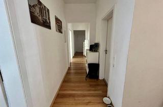 Wohnung kaufen in 42105 Wuppertal, Wuppertal - Moderne Eigentumswohnung mit stilvollem Badezimmer und guter Raumaufteilung