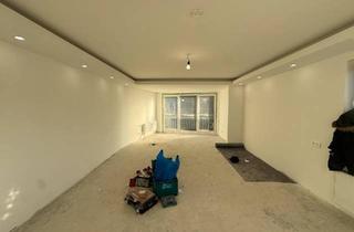 Wohnung kaufen in 22149 Hamburg, Hamburg - 6 Zim 160qm neu Saniert EBK EG + Souterrain Tonndorf ETW + 1 PKW