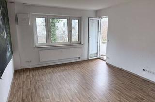 Wohnung kaufen in Schwandweg 41, 90766 Fürth, Bezugsfreie 4-Zimmer Wohnung mit großem Balkon und Kellerabteil