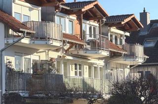 Wohnung kaufen in 79227 Schallstadt, Teilbare großzügige sonnige 4-Zimmerwohnung (1+2.OG) mit Einzelgarage und großem Hobbyraum