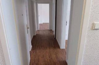 Wohnung kaufen in 59425 Unna, Solide vermietete 3-Zi.-Wohnung mit Balkon in Unna Königsborn