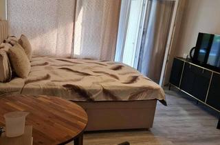 Wohnung kaufen in 51063 Mülheim, 1-Zimmer-Etagenwohnung mit Balkon in Köln-Mülheim