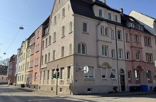 Wohnung kaufen in 89077 Ulm, Großzügige 3 Zimmer Stadtwohnung mit Altbaucharme