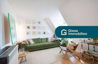 Wohnung kaufen in 70188 Ost, geschmackvolle 2-Zimmer DG-Wohnung mit Balkon in S-Ost