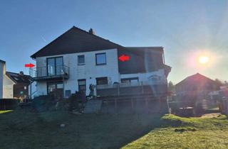 Wohnung kaufen in 46147 Sterkrade-Nord, Notverkauf - bezugsfreie, modernisierte Dachgeschosswohnung im freiststehenden Zweifamilienhaus