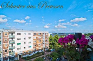 Wohnung kaufen in 12627 Hellersdorf, Schuster aus Preussen - freie 3 Zimmer Dachgeschosswohnung mit Balkon und wunderbarer Aussicht