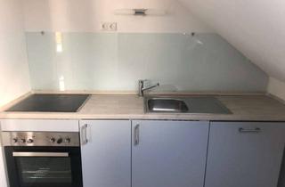 Wohnung kaufen in 37079 Göttingen, Leerstehende 2 Zimmer Dachgeschosswohnung 50 m²