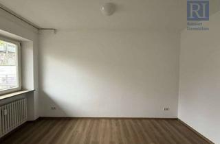 Wohnung mieten in Friedrich-Ebert-Ring, 97072 Sanderau, 1-Zimmer-Wohnung mit EBK und Balkon am Ringpark