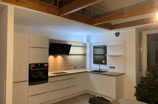 Wohnung mieten in Zum Mühlenbach, 40764 Langenfeld, Moderne Maisonettewohnung mit Kamin, zwei Balkonen & viel Licht in ruhiger Lage von Langenfeld