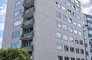 Wohnung mieten in Theodor-Heuss-Ring 62, 50668 Altstadt-Nord, Große 3-Zimmer-Wohnung in begehrter Lage mit Rheinblick