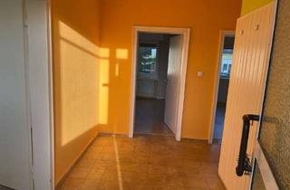 Wohnung mieten in Otto-Von-Lilienthal-Straße 18, 34560 Fritzlar, 3-ZW mit Balkon in der Otto-von-Lilienthal-Straße 18, 2. OG links-rechts in 34560 Fritzlar