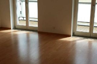 Wohnung mieten in Janusz- Korczak- Str. 31, 12627 Hellersdorf, Bes 15.12.25, 18:00 Uhr Besichtigung, 2 Zimmer mit großem Balkon, Fußbodenheizung und EBK