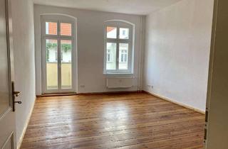 Wohnung mieten in Plönzeile 16, 12459 Oberschöneweide, IHR neues Zuhause - Altbau mit Balkon und Dielen!