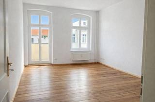 Wohnung mieten in Plönzeile 16, 12459 Oberschöneweide, IHR neues Zuhause - Altbau mit Balkon und Dielen!