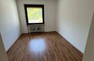 Wohnung mieten in Bahnhofstr. 11, 23847 Kastorf, Großzügige 4-Zimmer-Wohnung im Grünen in Kastorf