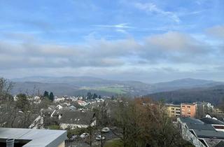 Penthouse mieten in Waldallee 77, 65187 Wiesbaden, helle, renovierte 3,5 Zimmer Penthouse Wohnung mit Balkon in Eppstein-Bremthal