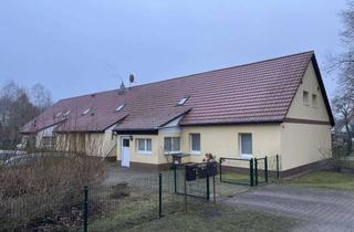 Wohnung mieten in Markeer Hauptstraße 42, 14641 Nauen, Hübsche 2-Zimmer-Wohnung mit Tageslichtbad