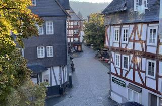 Wohnung mieten in Kornmarkt 30, 35745 Herborn, Top-Lage: Charmante 2,5-Zimmer Dachgeschosswohnung in Herborn