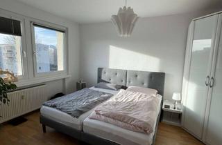Wohnung mieten in Jakobstraße 17, 39104 Altstadt, Helle 2-Zimmer Wohnung im 5. OG in Magdeburg-Altstadt
