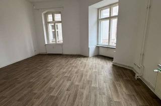 Wohnung mieten in Lindenstr. 33, 15230 Frankfurt, 67 m² große 2-Raum-Altbauwohnung sofort verfügbar