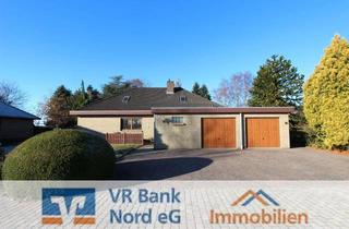 Haus kaufen in 25899 Klixbüll, Wohnen zur ebenen Erde EFH mit Freizeitgebäude (Schwimmbad) u. Doppelgarage in unverbaubarer Südlage