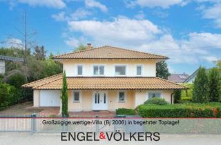 Villa kaufen in 67434 Hambach, Hambacher Höhe: Großzügige wertige-Villa (Bj 2006) in begehrter Toplage!