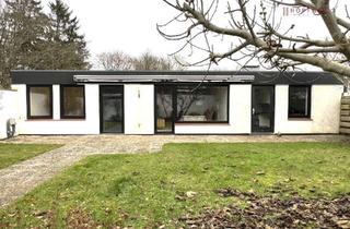 Haus kaufen in 24159 Schilksee, Ebenerdiger Bungalow nur 450 Meter vom Strand entfernt in 24159 Schilksee