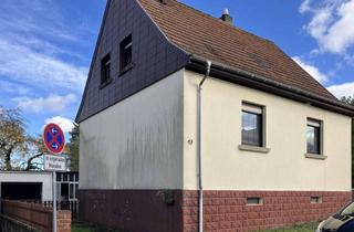 Haus kaufen in 66459 Kirkel, Sanierungsobjekt mit großem Potential