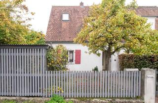 Haus kaufen in 90513 Zirndorf, Schmuckstück - schwedischer Charme in bevorzugter Zirndorfer Lage mit galerieähnlichem Anbau u. Pool