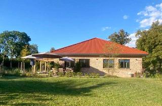 Haus kaufen in 17111 Sommersdorf, Luxuriöser Bungalow in traumhafter Naturlage am Kummerower See