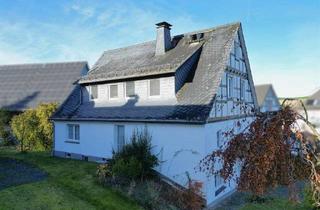 Haus kaufen in 57392 Schmallenberg, / Charmantes Modernisierungsobjekt mit Ausbaureserve!