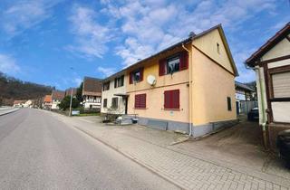 Doppelhaushälfte kaufen in 76593 Gernsbach, Doppelhaushälfte mit Photovoltaikanlage, Gartengrundstück und Scheunenanteil in Hilpertsau
