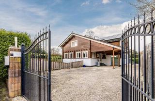 Haus kaufen in 46446 Emmerich, Einzigartige Immobilie mit zwei Wohneinheiten – Wohnen, Vermieten oder Kombinieren!