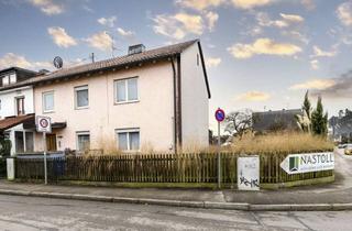 Doppelhaushälfte kaufen in 82256 Fürstenfeldbruck, Für Kapitalanleger: Vermietete Doppelhaushälfte mit zwei separaten Wohneinheiten und Einzelgarage