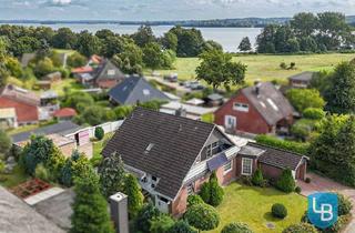 Haus kaufen in 24326 Dersau, Vielseitiges Generationenhaus nahe dem Großen Plöner See