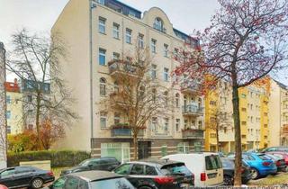 Wohnung kaufen in Guineastraße 38, 13351 Berlin, Vermietete 2-Zimmer Altbauwohnung mit Balkon als Kapitalanlage