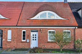 Haus kaufen in 17166 Teterow, Dr. Lehner Immobilien NB -Historisches Landhaus mit modernem Charme