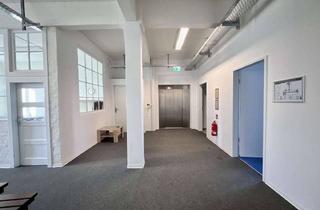 Gewerbeimmobilie mieten in 12099 Tempelhof, Moderne Gewerbeflächen in Loftstil mit Blick auf Tempelhofer Feld