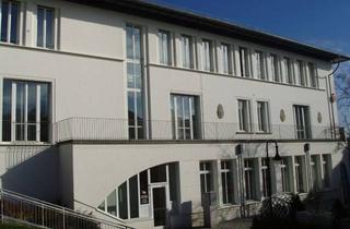 Gewerbeimmobilie mieten in Pfarrstraße 11, 08233 Treuen, Helle, attraktive Gewerbeeinheit in Top-Lage von Treuen