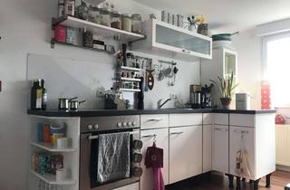 Wohnung mieten in 41236 Rheydt, Schöne 2-Zimmer-DG-Wohnung mit Küchenzeile in Rheydt an NR-Einzelperson!