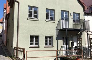 Wohnung mieten in Münzgasse, 91126 Schwabach, Geräumige 3 Z.-Wohnung über 3 Stockwerke in renoviertem historischem Stadthaus