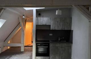 Wohnung mieten in Scharnweberstraße, 13405 Reinickendorf, Helle 1 Zimmer Dachgeschosswohnung in der Scharnweberstraße 3, 13405 Berlin