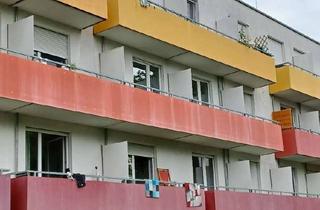 Wohnung mieten in Galgenbergstraße 29, 93053 Galgenberg, Schönes Einzelapartment mit Balkon u. Pantryküche