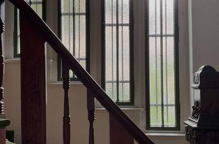 Wohnung mieten in 14163 Zehlendorf, Stilvoll möblierte Etagenwohnung in Jugendstilvilla